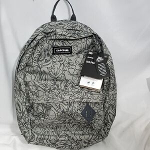 NWT Dakine 21L 365 Pack Poppy Griffin Backpack
